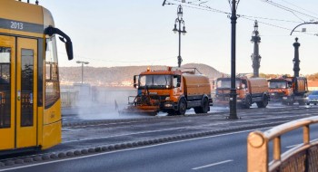 Sikerrel zajlott a Budapesti Közművek szervezésében a közös fővárosi nagytakarítás